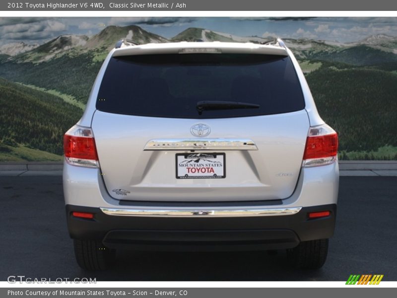Classic Silver Metallic / Ash 2012 Toyota Highlander V6 4WD