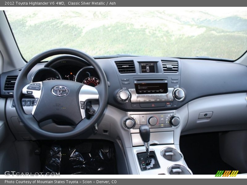 Classic Silver Metallic / Ash 2012 Toyota Highlander V6 4WD