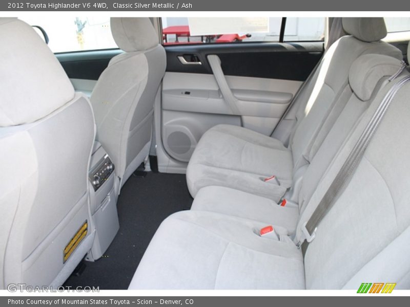 Classic Silver Metallic / Ash 2012 Toyota Highlander V6 4WD