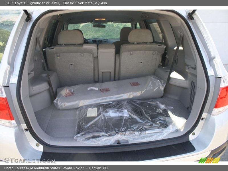 Classic Silver Metallic / Ash 2012 Toyota Highlander V6 4WD
