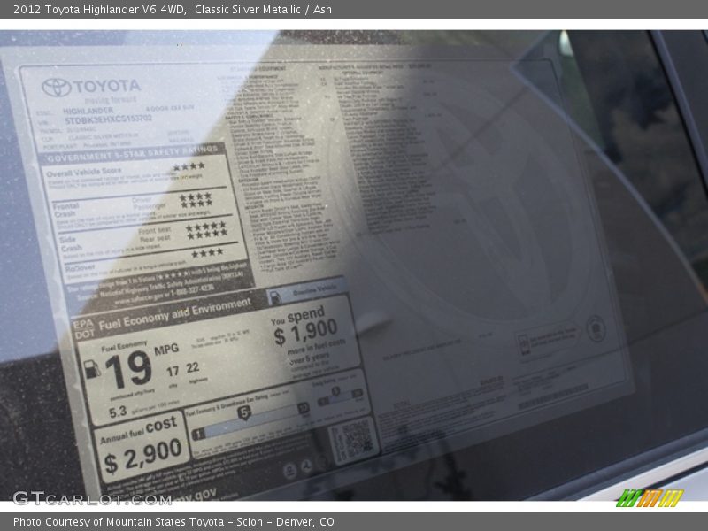Classic Silver Metallic / Ash 2012 Toyota Highlander V6 4WD