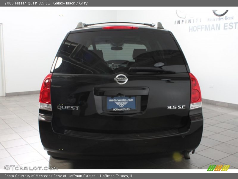 Galaxy Black / Gray 2005 Nissan Quest 3.5 SE