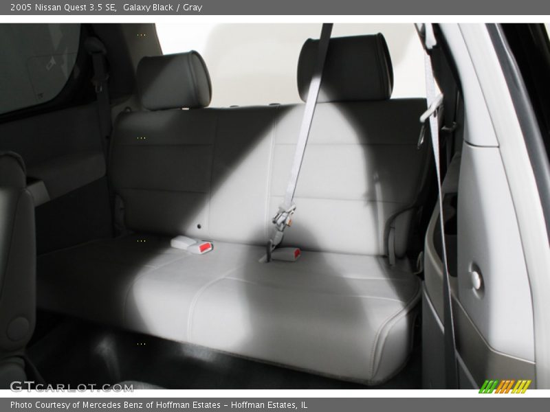 Galaxy Black / Gray 2005 Nissan Quest 3.5 SE