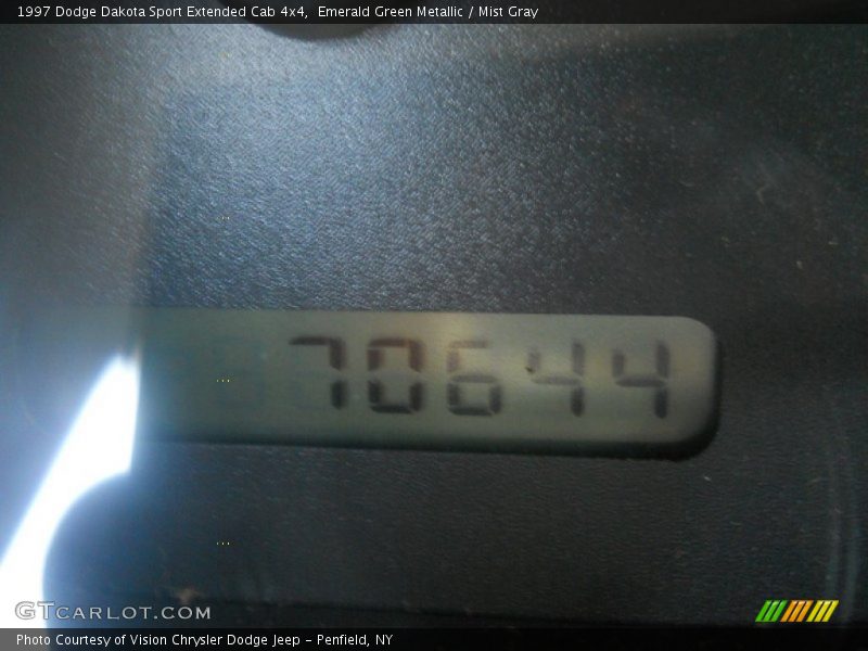 Emerald Green Metallic / Mist Gray 1997 Dodge Dakota Sport Extended Cab 4x4