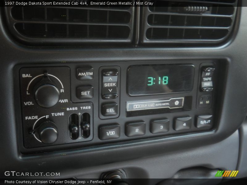 Emerald Green Metallic / Mist Gray 1997 Dodge Dakota Sport Extended Cab 4x4
