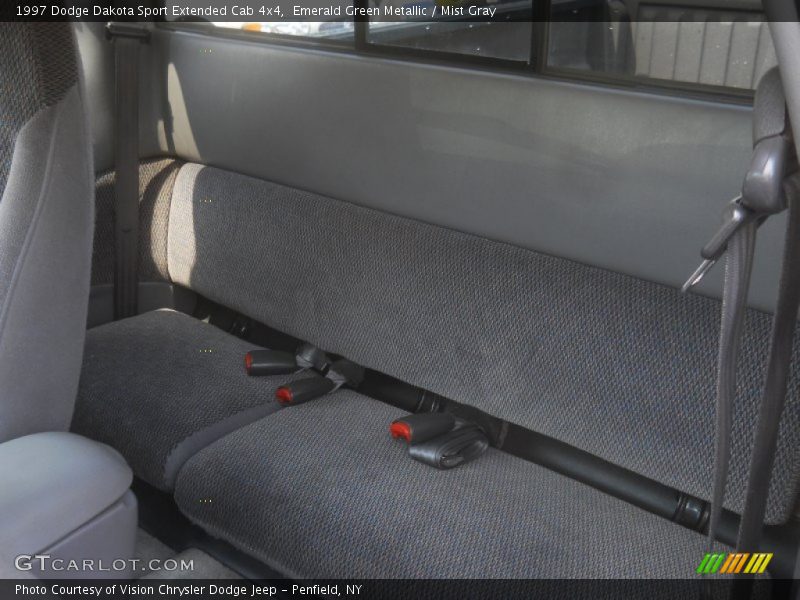 Emerald Green Metallic / Mist Gray 1997 Dodge Dakota Sport Extended Cab 4x4