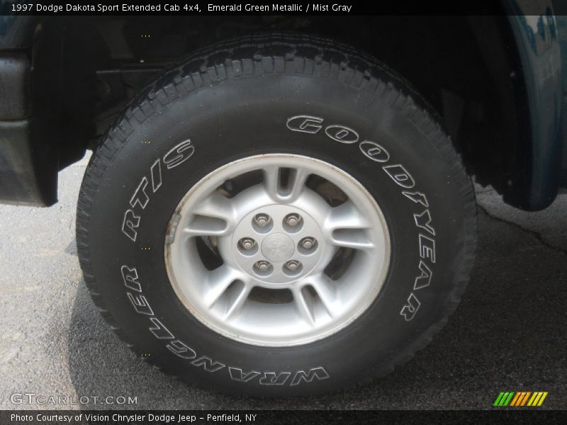 Emerald Green Metallic / Mist Gray 1997 Dodge Dakota Sport Extended Cab 4x4