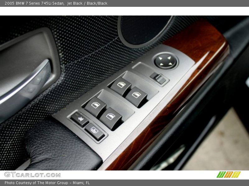Jet Black / Black/Black 2005 BMW 7 Series 745Li Sedan