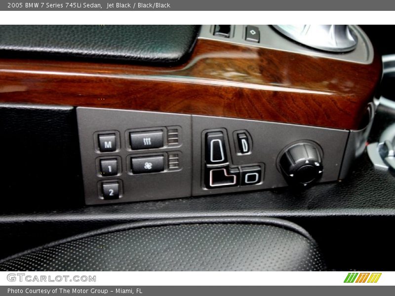 Jet Black / Black/Black 2005 BMW 7 Series 745Li Sedan