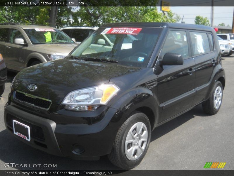 Shadow Black / Black Cloth 2011 Kia Soul 1.6