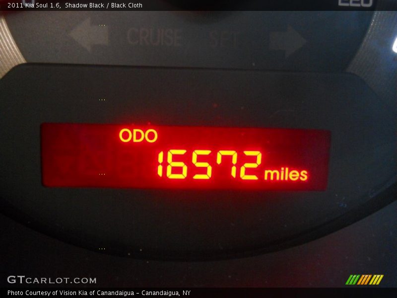 Shadow Black / Black Cloth 2011 Kia Soul 1.6