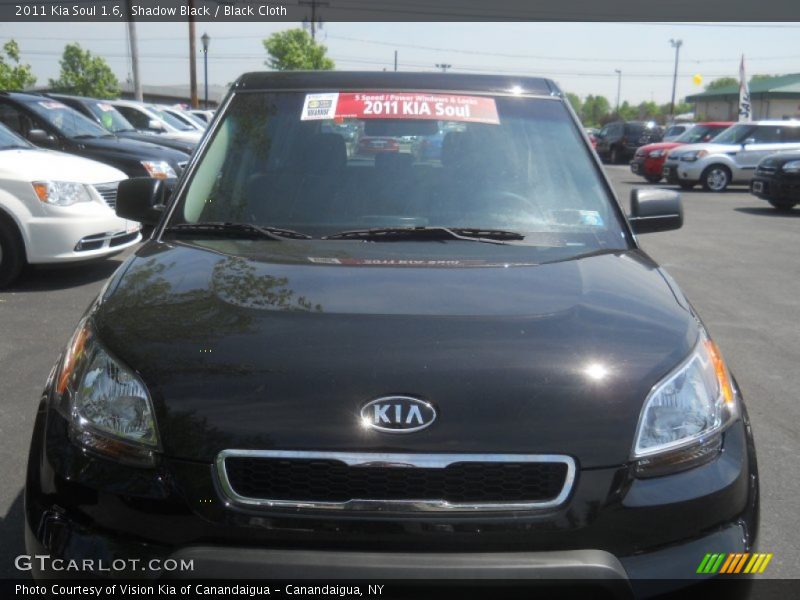 Shadow Black / Black Cloth 2011 Kia Soul 1.6