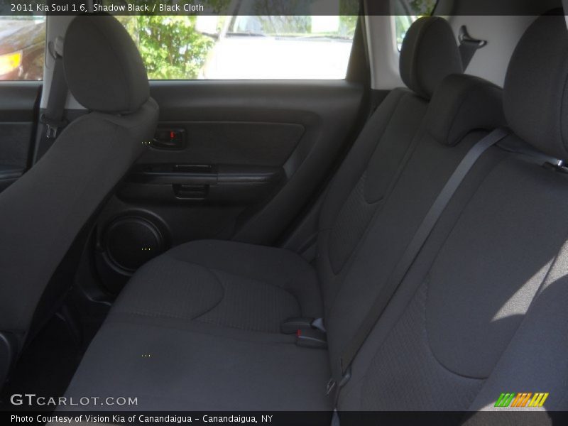 Shadow Black / Black Cloth 2011 Kia Soul 1.6
