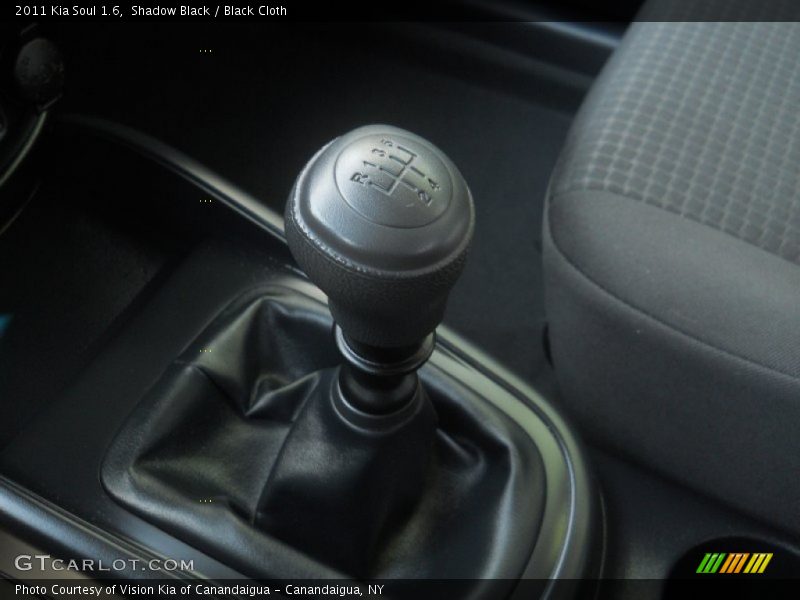 Shadow Black / Black Cloth 2011 Kia Soul 1.6