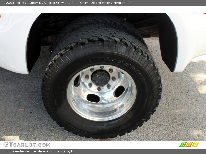Oxford White / Medium Flint 2006 Ford F350 Super Duty Lariat Crew Cab 4x4 Dually