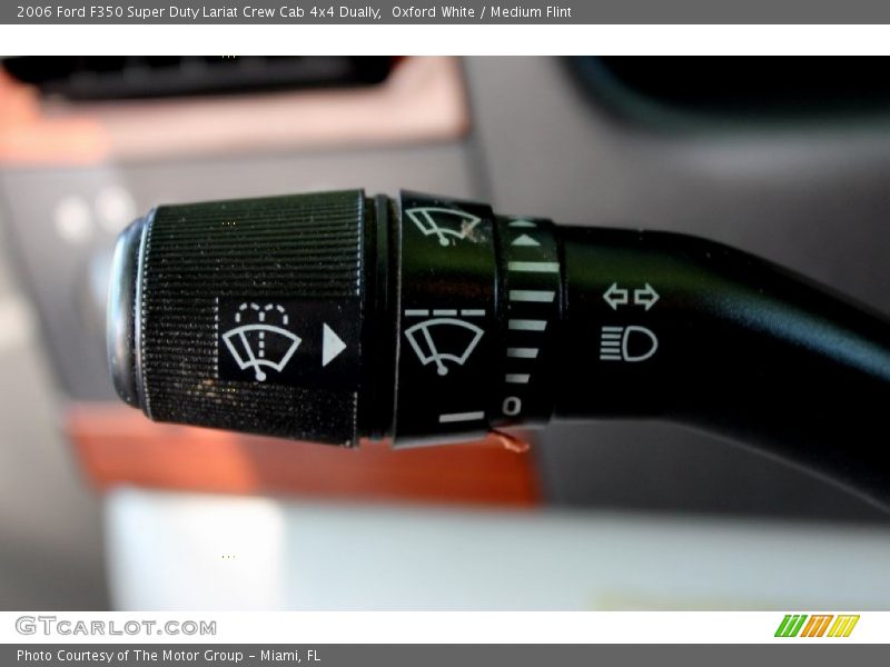 Oxford White / Medium Flint 2006 Ford F350 Super Duty Lariat Crew Cab 4x4 Dually
