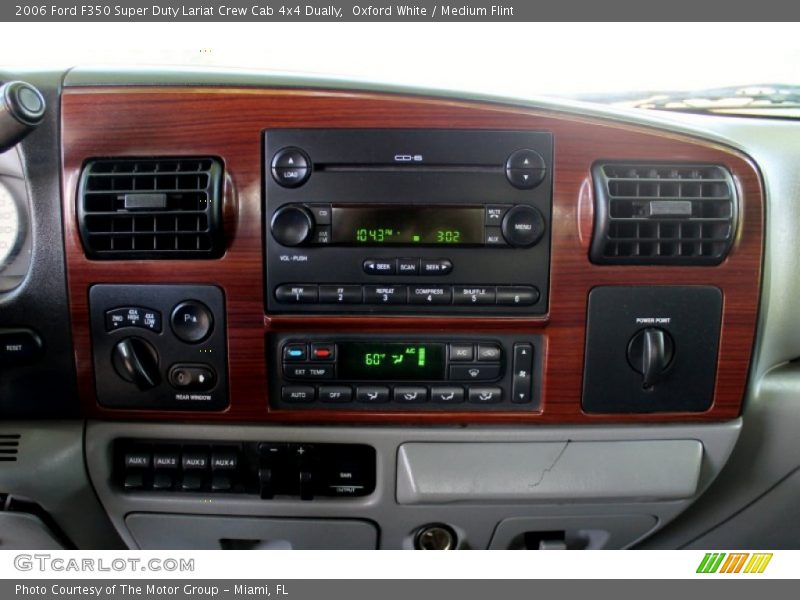 Oxford White / Medium Flint 2006 Ford F350 Super Duty Lariat Crew Cab 4x4 Dually