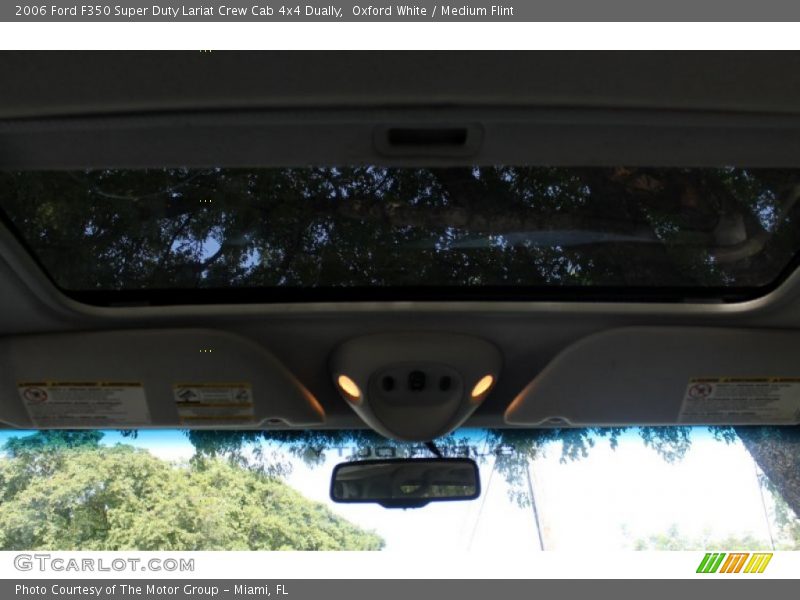 Oxford White / Medium Flint 2006 Ford F350 Super Duty Lariat Crew Cab 4x4 Dually