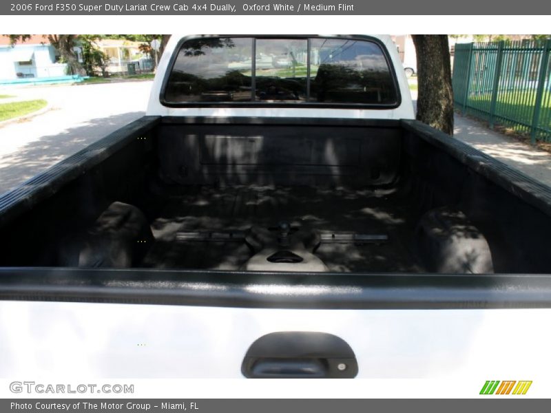 Oxford White / Medium Flint 2006 Ford F350 Super Duty Lariat Crew Cab 4x4 Dually
