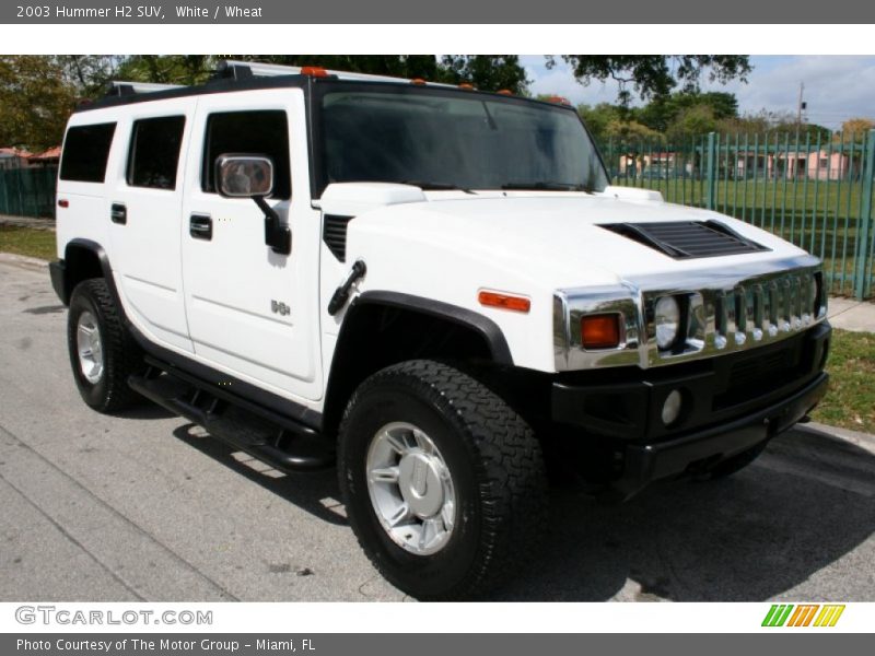 White / Wheat 2003 Hummer H2 SUV