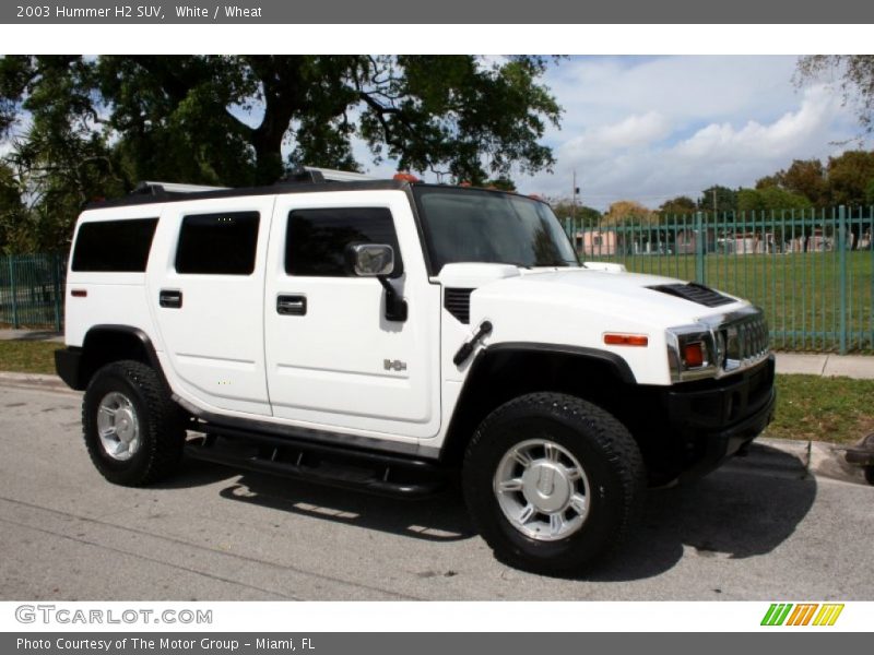 White / Wheat 2003 Hummer H2 SUV