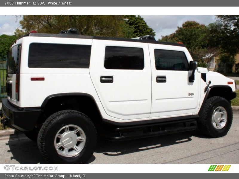White / Wheat 2003 Hummer H2 SUV