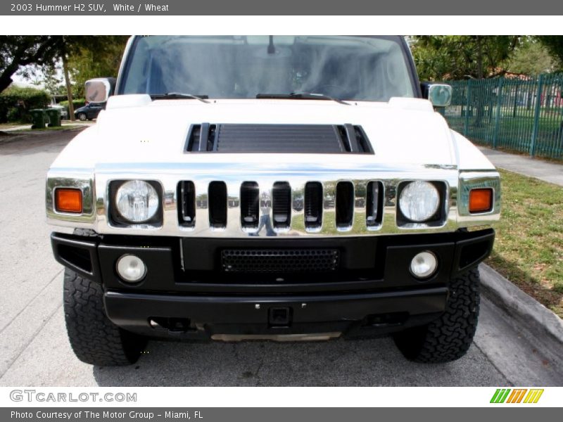 White / Wheat 2003 Hummer H2 SUV