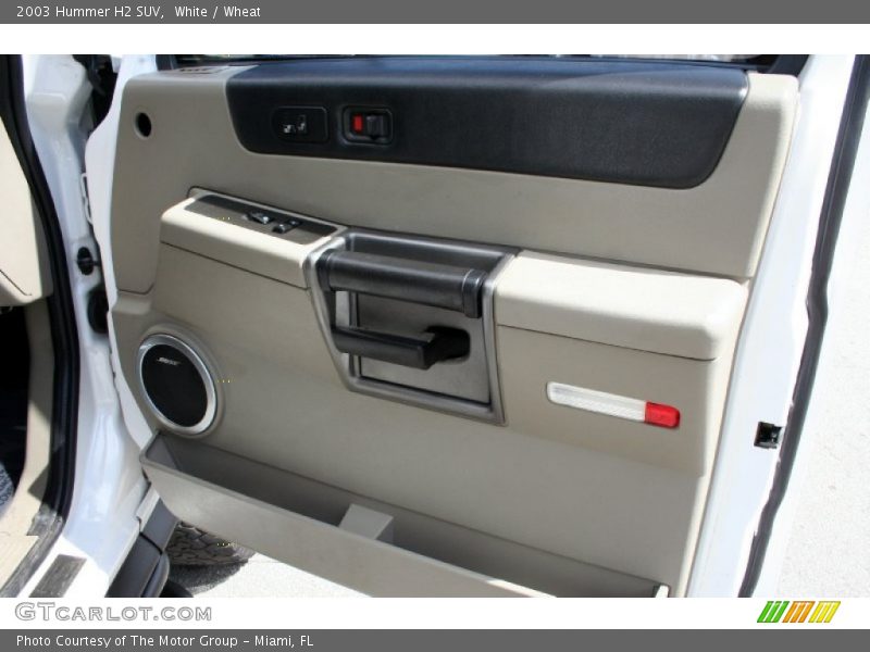 White / Wheat 2003 Hummer H2 SUV