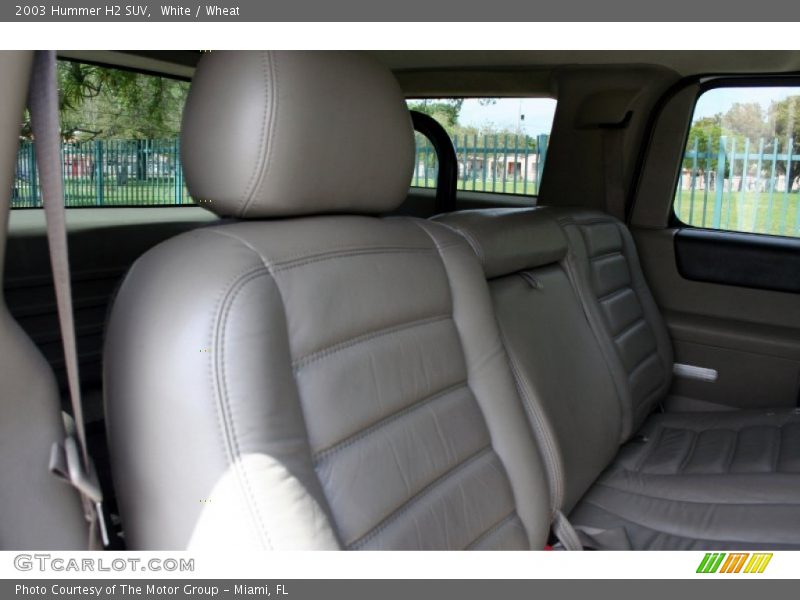 White / Wheat 2003 Hummer H2 SUV