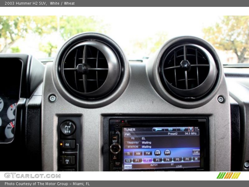 White / Wheat 2003 Hummer H2 SUV