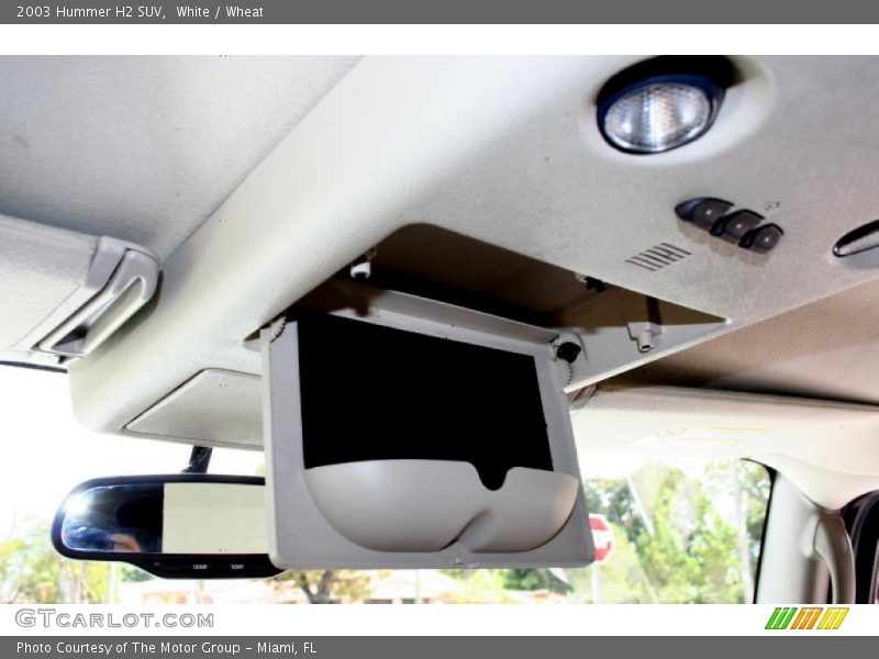 White / Wheat 2003 Hummer H2 SUV