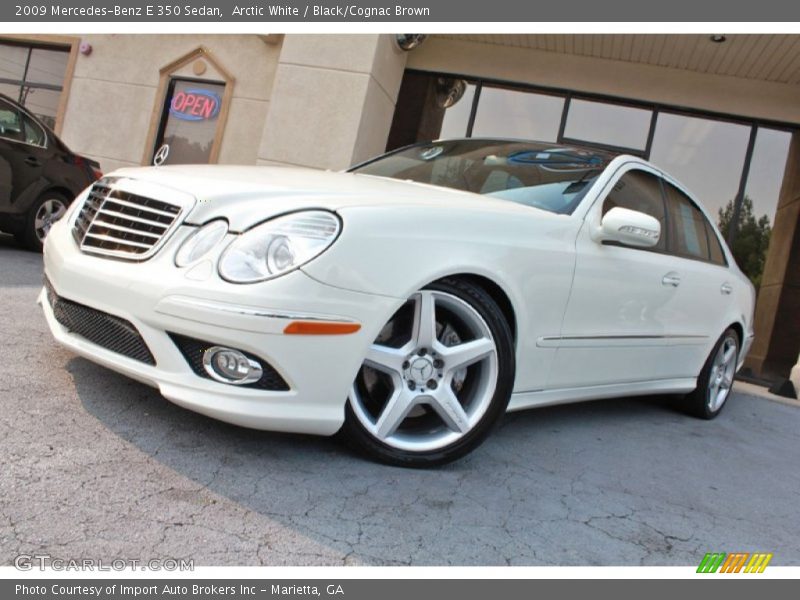 Arctic White / Black/Cognac Brown 2009 Mercedes-Benz E 350 Sedan