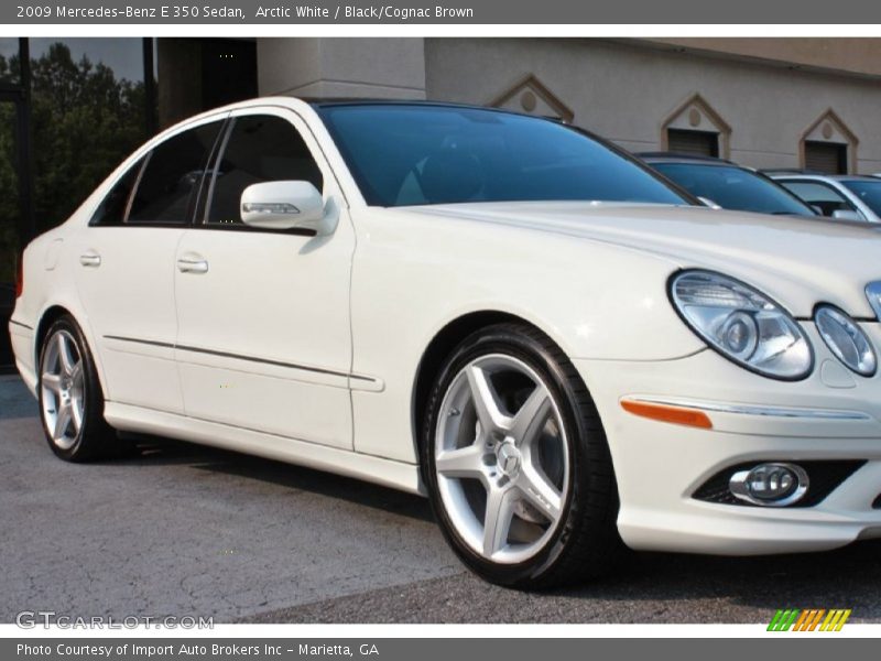 Arctic White / Black/Cognac Brown 2009 Mercedes-Benz E 350 Sedan