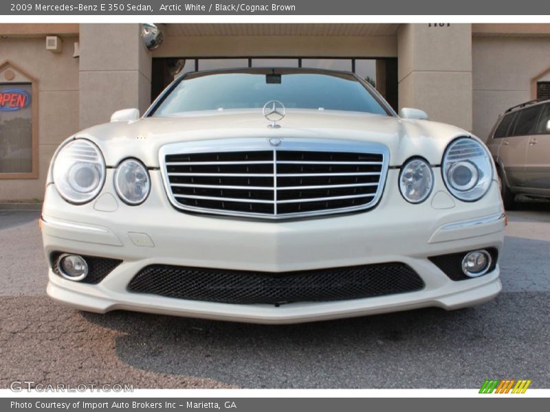 Arctic White / Black/Cognac Brown 2009 Mercedes-Benz E 350 Sedan