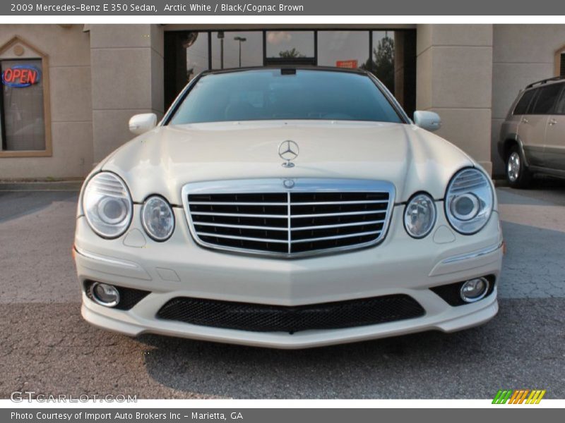 Arctic White / Black/Cognac Brown 2009 Mercedes-Benz E 350 Sedan
