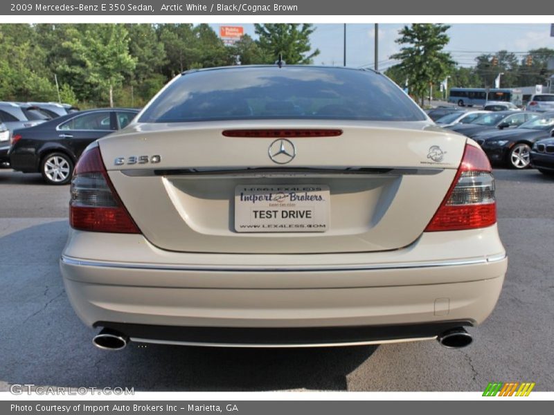 Arctic White / Black/Cognac Brown 2009 Mercedes-Benz E 350 Sedan