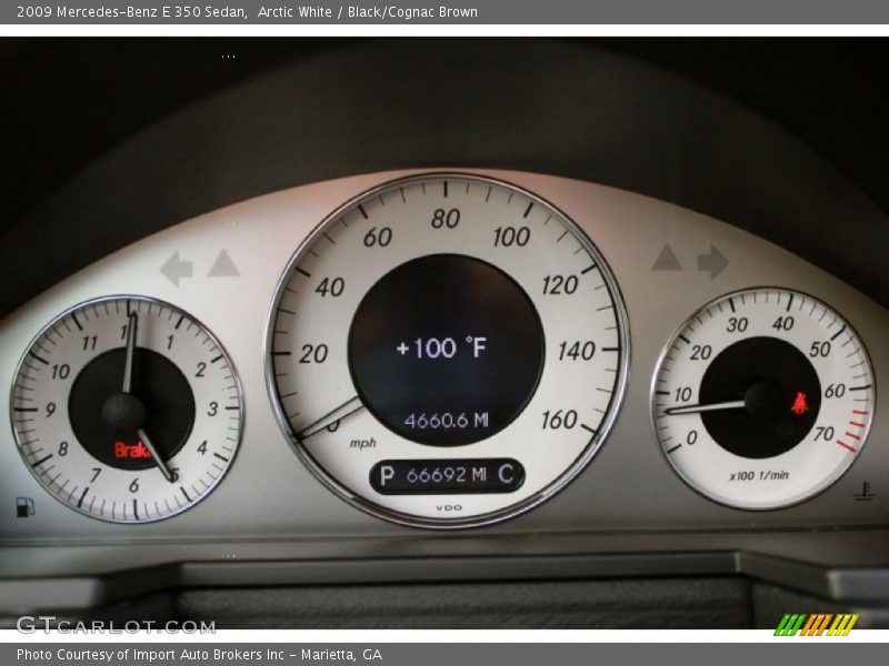 Arctic White / Black/Cognac Brown 2009 Mercedes-Benz E 350 Sedan