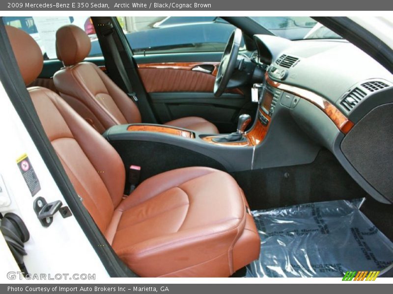 Arctic White / Black/Cognac Brown 2009 Mercedes-Benz E 350 Sedan