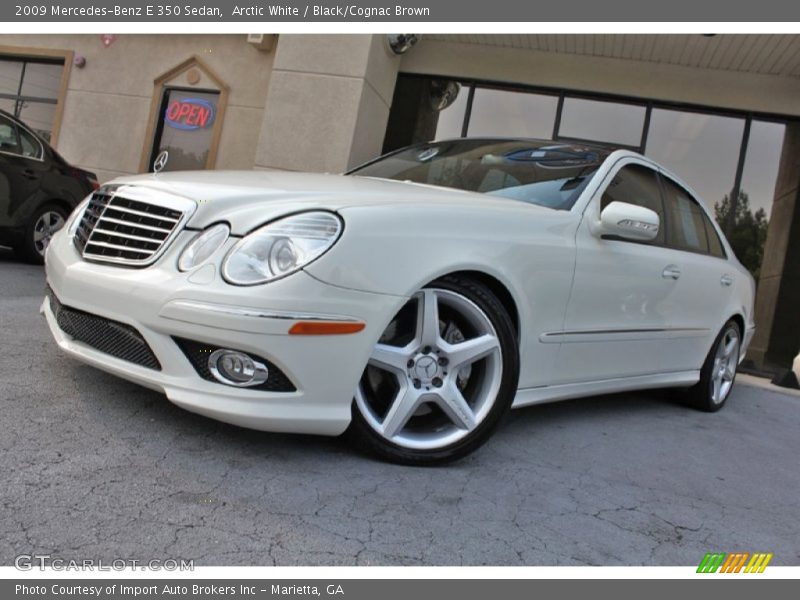 Arctic White / Black/Cognac Brown 2009 Mercedes-Benz E 350 Sedan