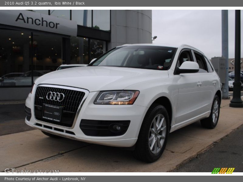 Ibis White / Black 2010 Audi Q5 3.2 quattro