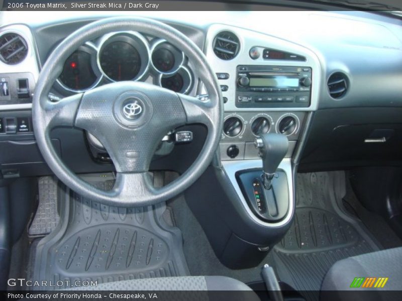 Dashboard of 2006 Matrix 