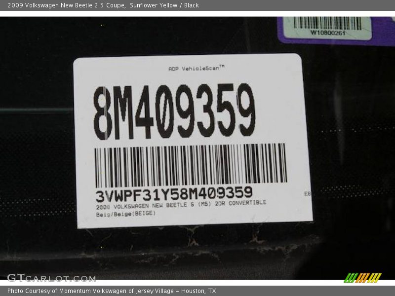 Sunflower Yellow / Black 2009 Volkswagen New Beetle 2.5 Coupe