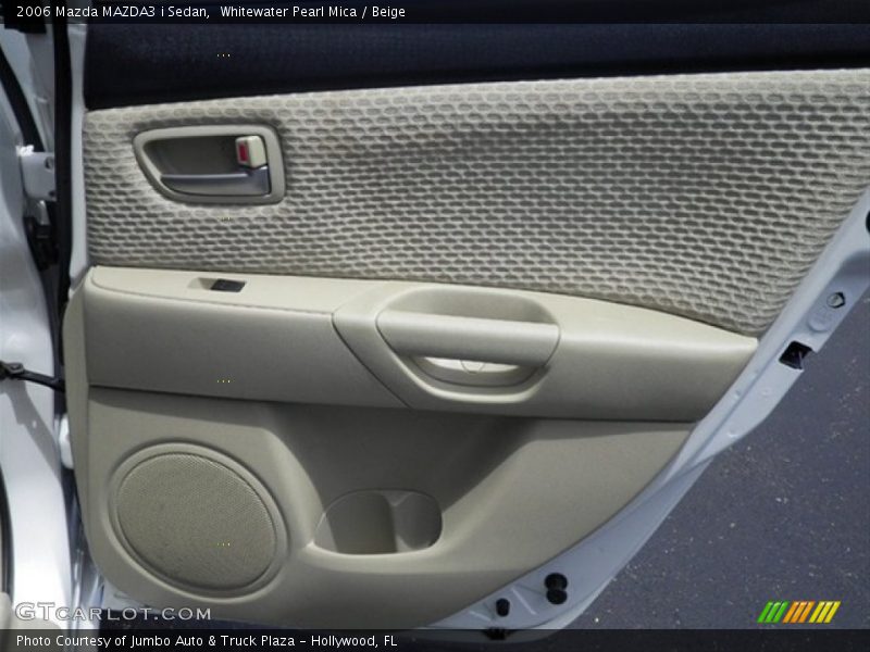 Whitewater Pearl Mica / Beige 2006 Mazda MAZDA3 i Sedan