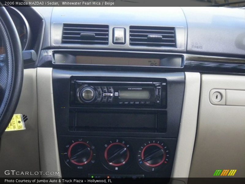 Whitewater Pearl Mica / Beige 2006 Mazda MAZDA3 i Sedan