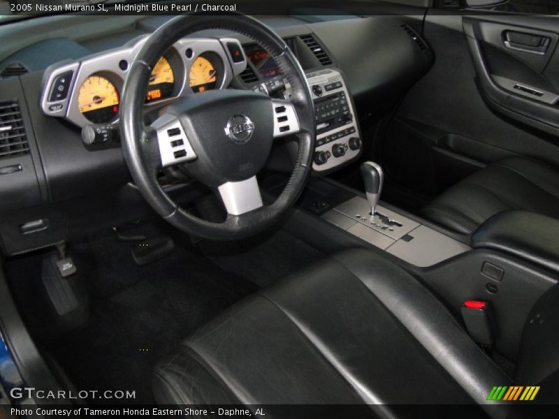 Dashboard of 2005 Murano SL