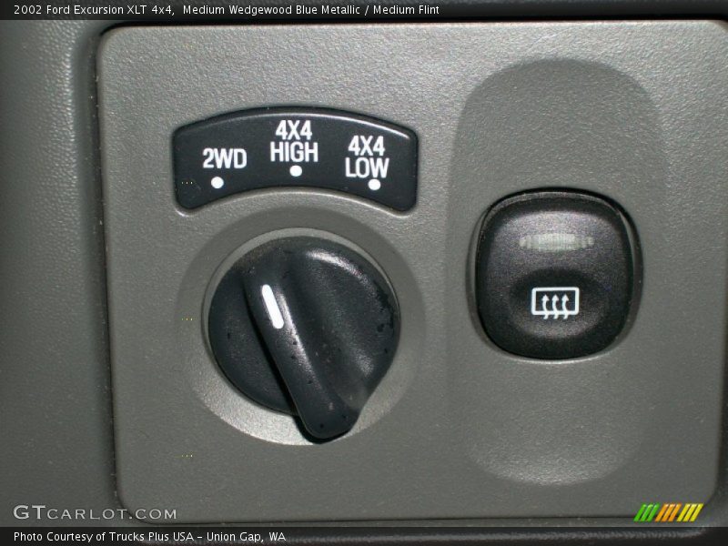 Medium Wedgewood Blue Metallic / Medium Flint 2002 Ford Excursion XLT 4x4