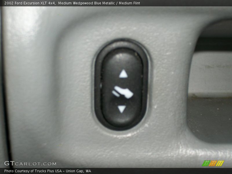 Medium Wedgewood Blue Metallic / Medium Flint 2002 Ford Excursion XLT 4x4