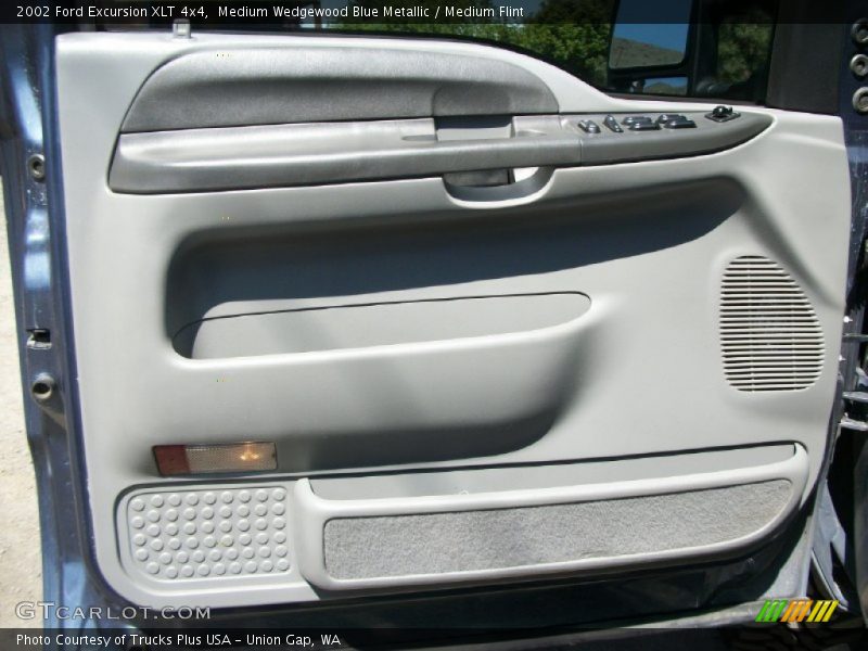 Medium Wedgewood Blue Metallic / Medium Flint 2002 Ford Excursion XLT 4x4