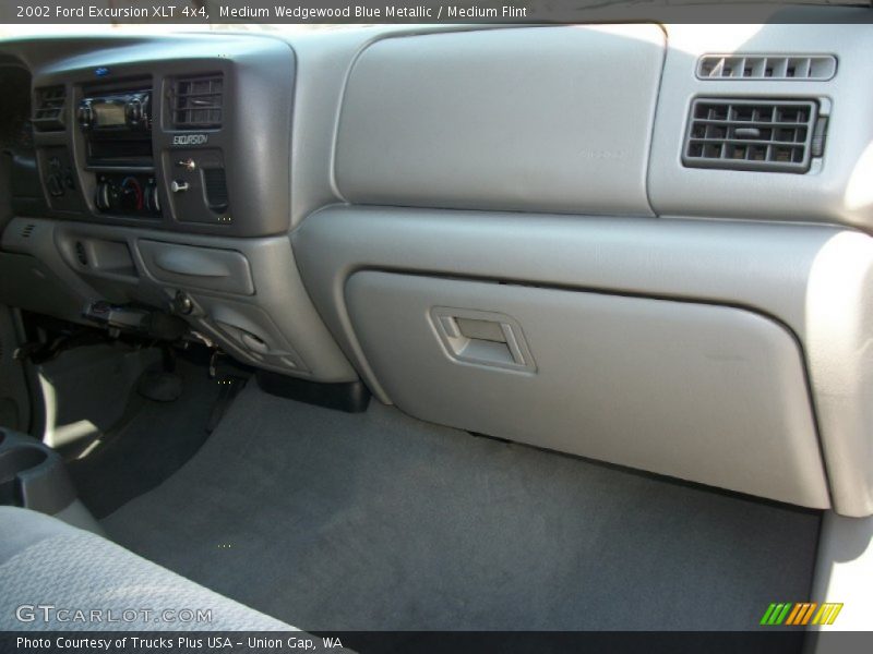 Medium Wedgewood Blue Metallic / Medium Flint 2002 Ford Excursion XLT 4x4