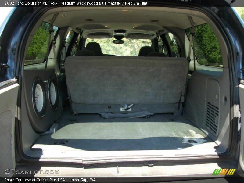 Medium Wedgewood Blue Metallic / Medium Flint 2002 Ford Excursion XLT 4x4